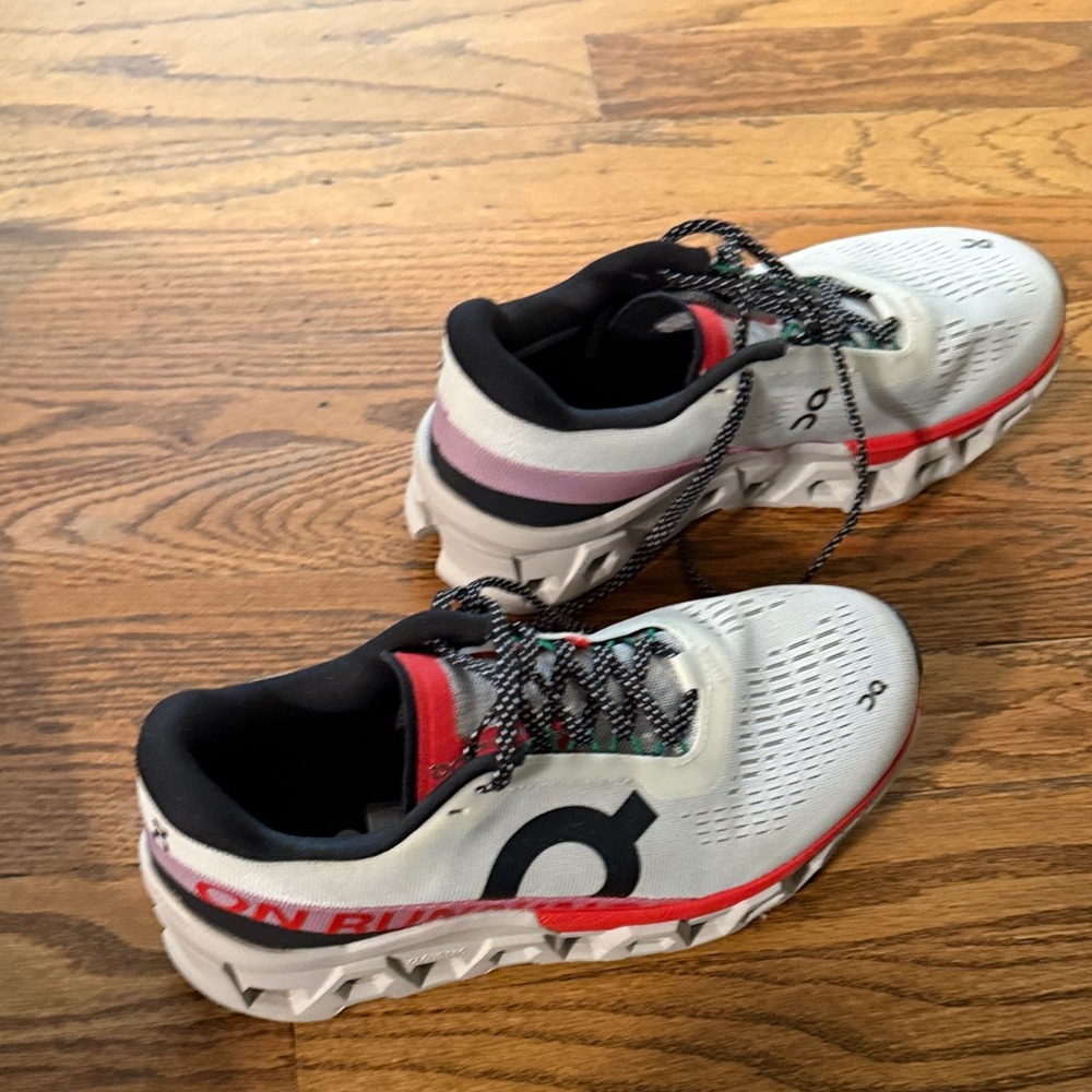 On Running Women's White, Black & Red Cloudsurfer Athletic Shoes